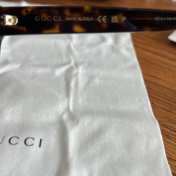 ❌❌REDUCED NWTGUCCITortoiseSquareSunglassesLOGO&BEE🐝Case&Cloth&COA.In Trend❤️ - Picture 8 of 11